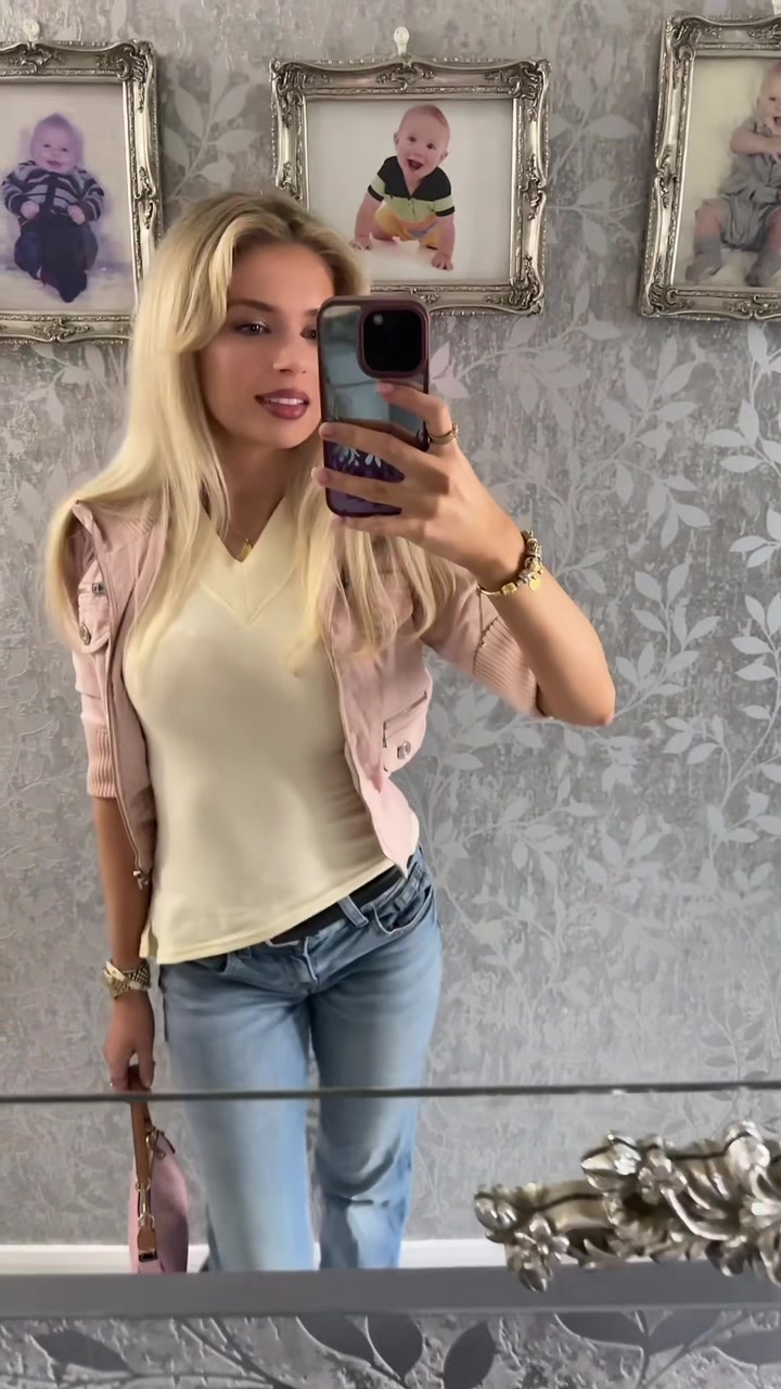 @Demi-lee
