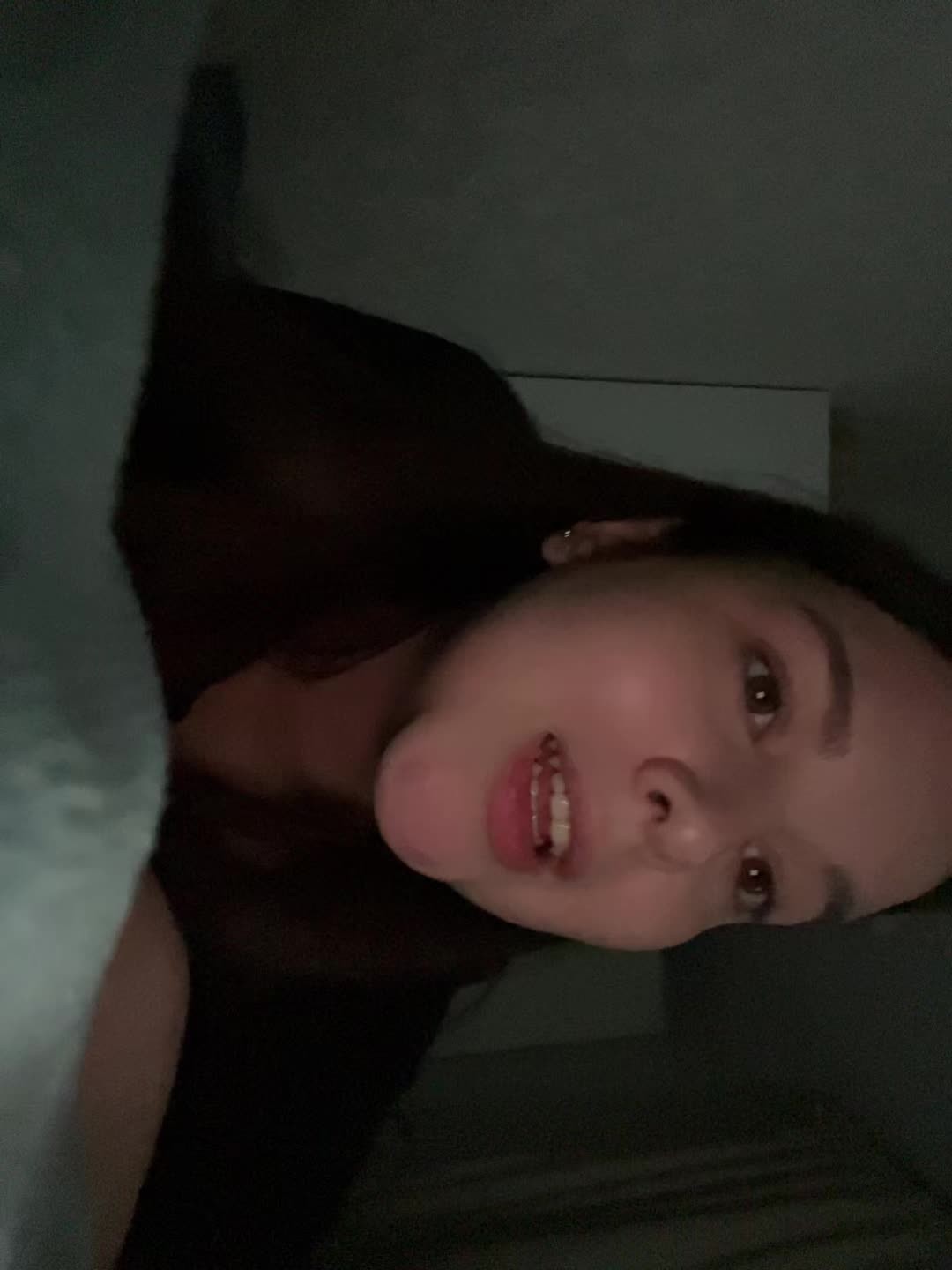 @мила