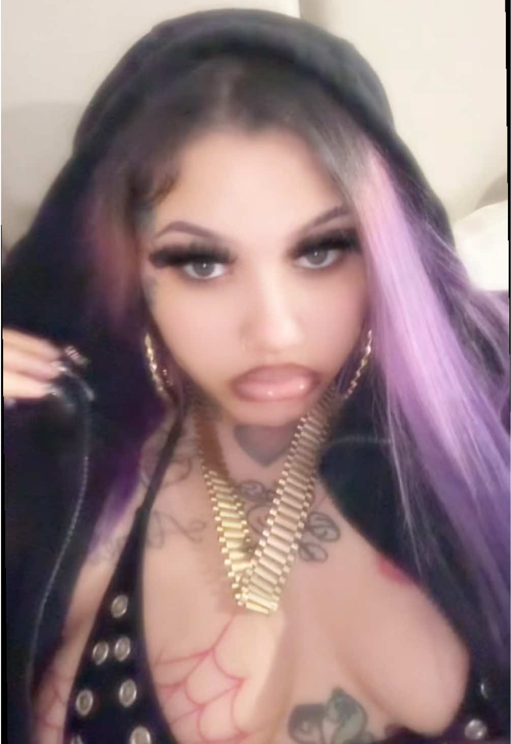 @Yella 🦈