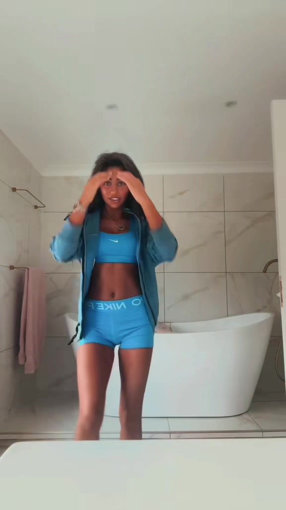 @Carla_goodearlx1