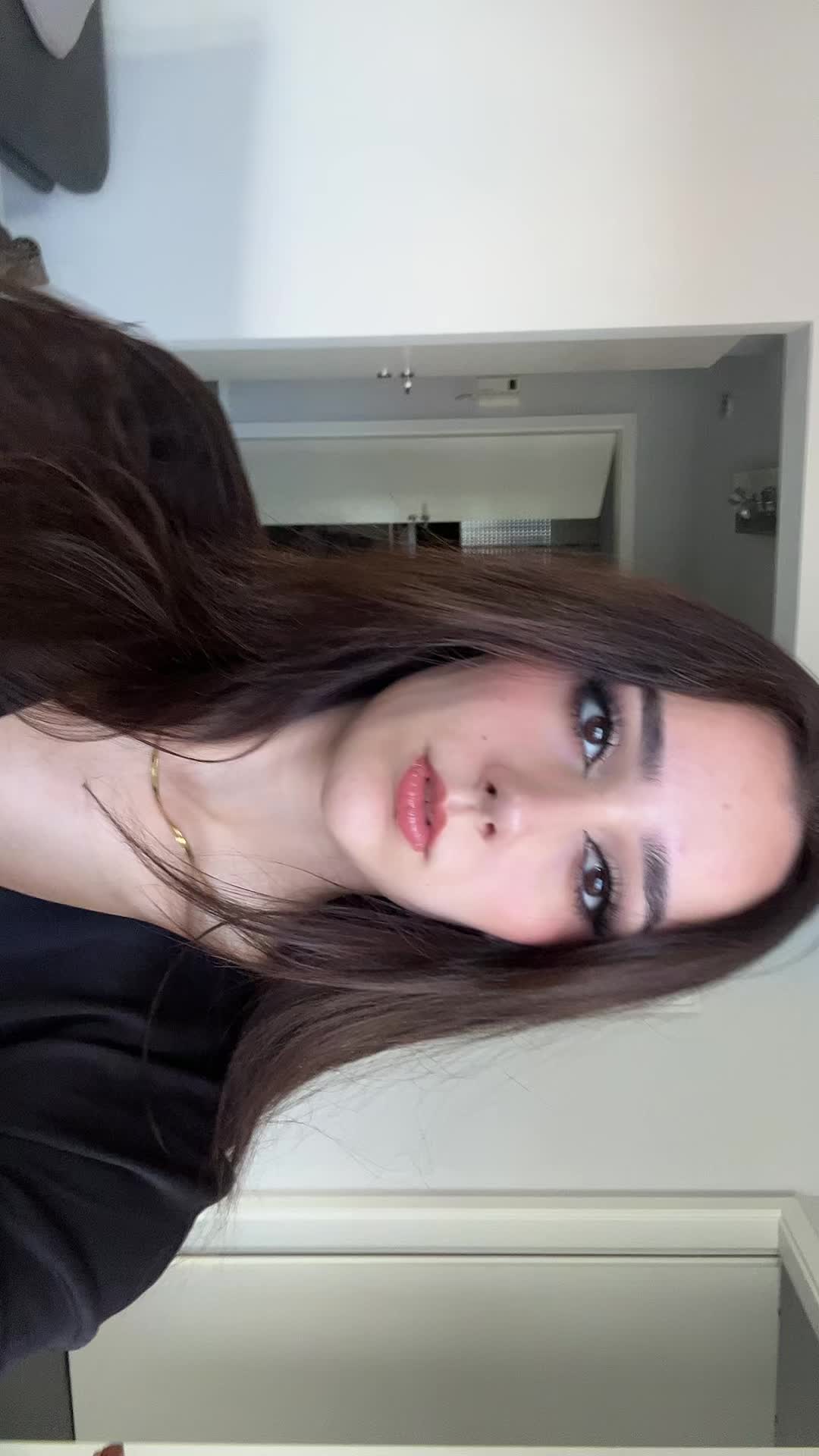 @𝒀𝒆𝒍𝒍𝒂