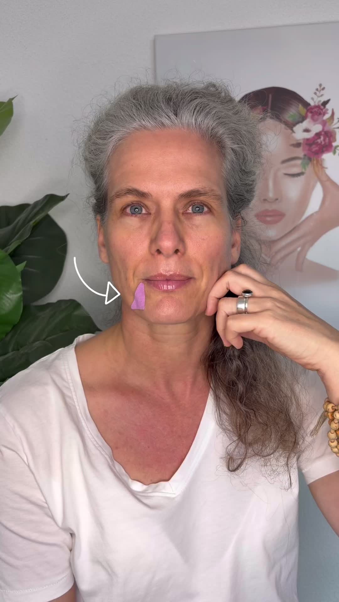 @ninaschennach_faceyoga