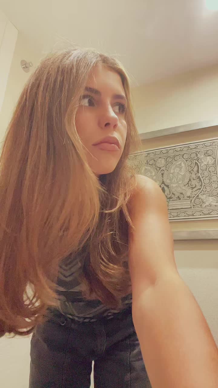 @Lara
