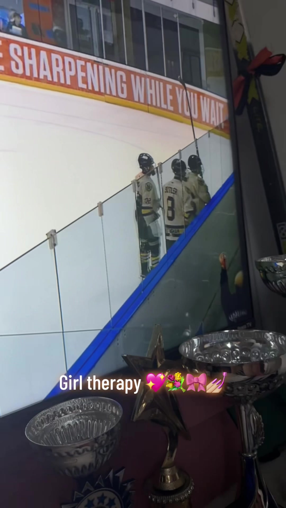 @Telford_girls_at_the_rink