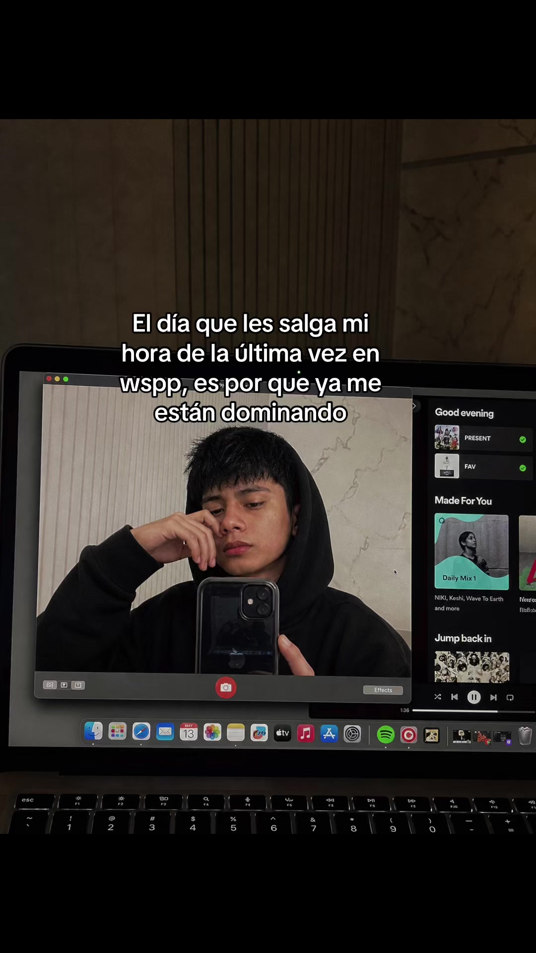 @WhatStory🥃🧃