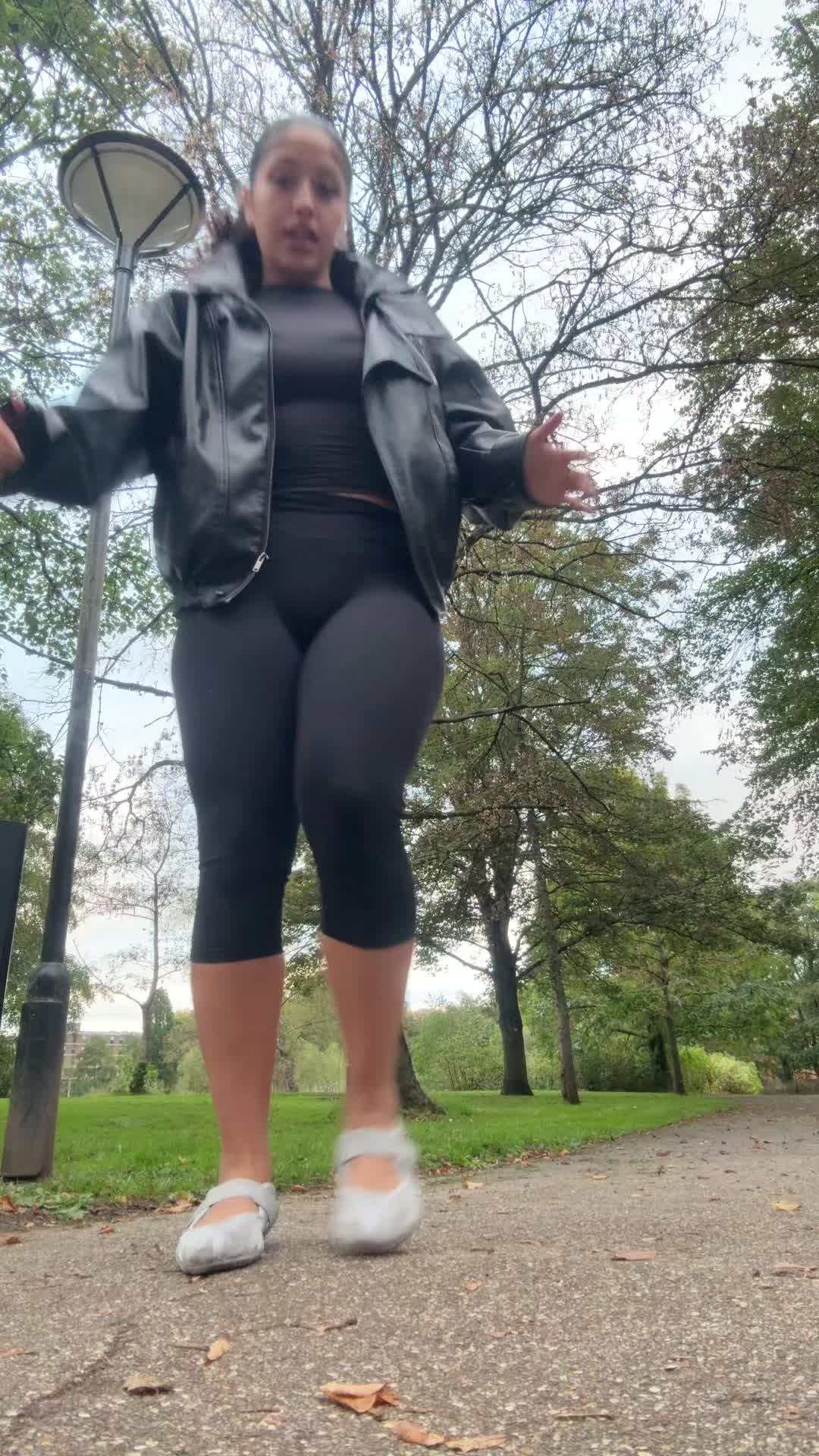 @Lala