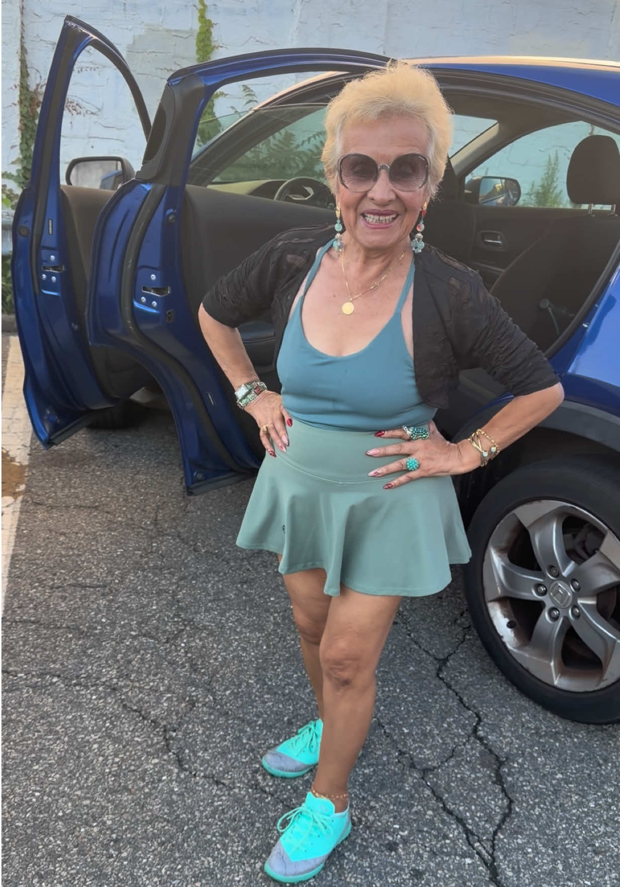 @BAILA CON KATERINE
