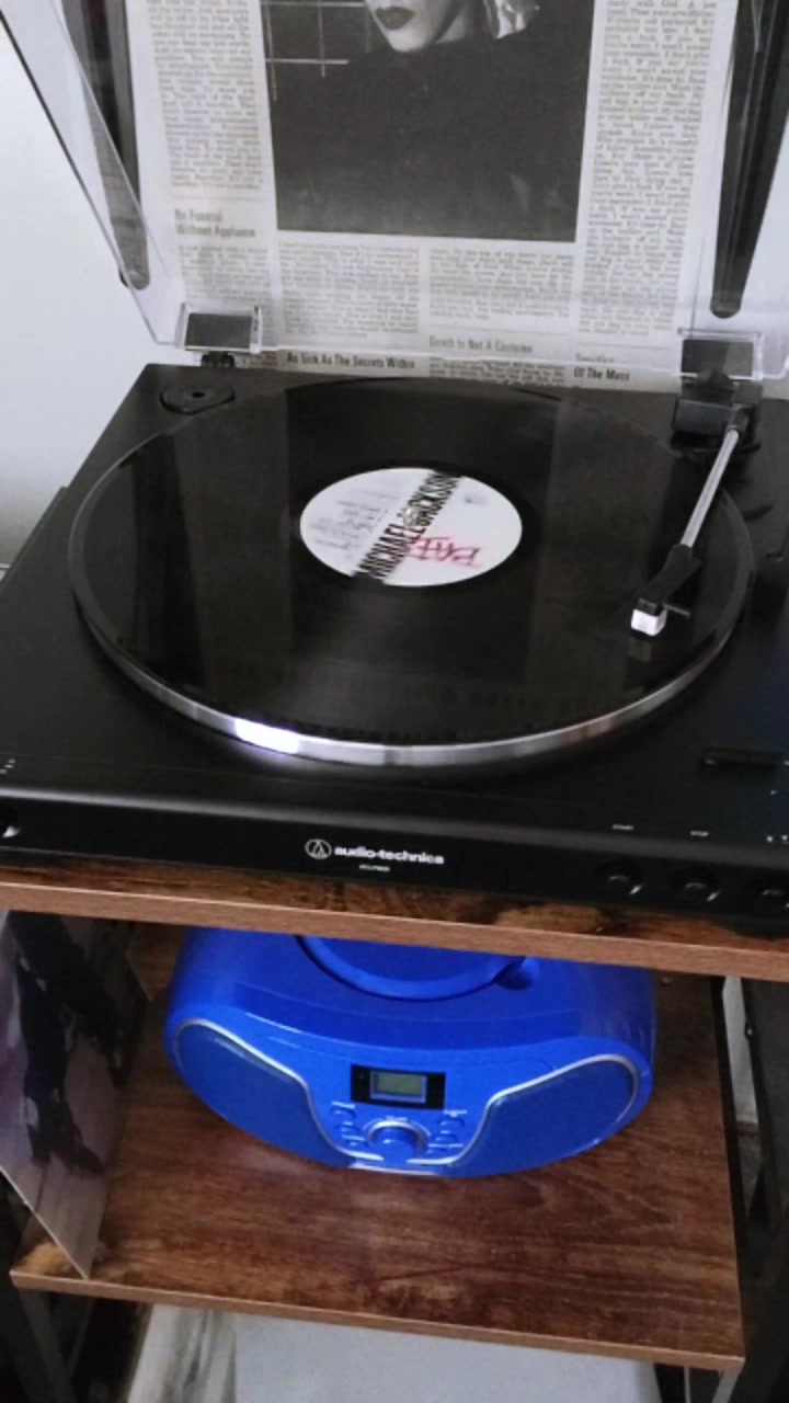 @physical media man