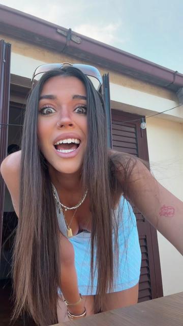 @Clarissarotelli