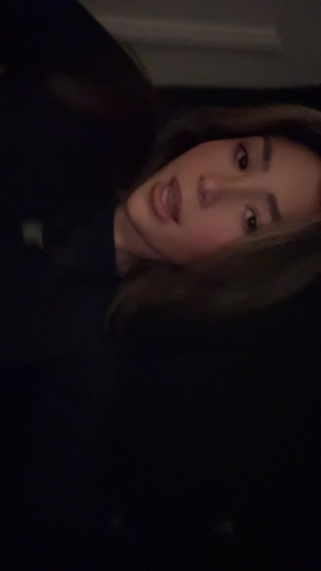 @Ella