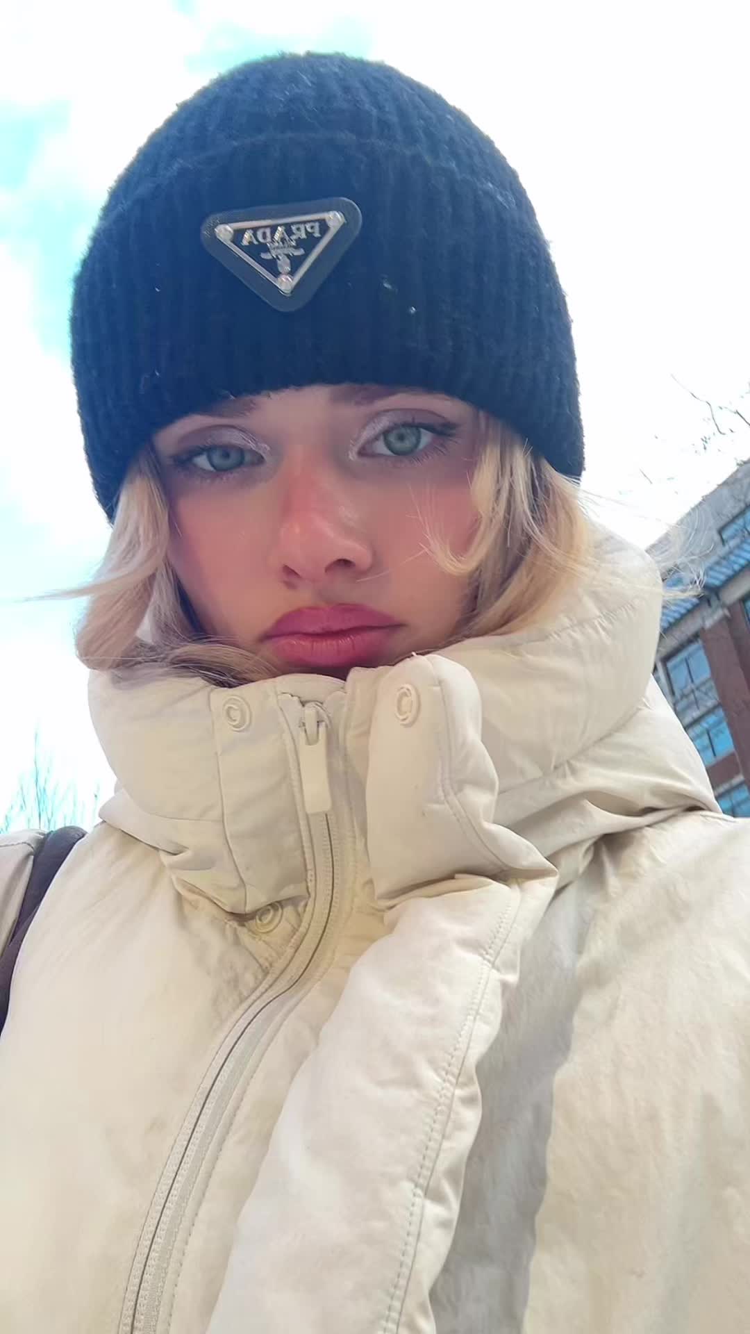 @addiefeeeley