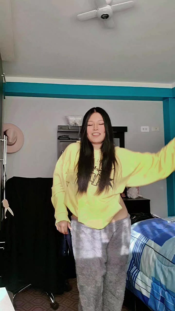 @juli 🪼