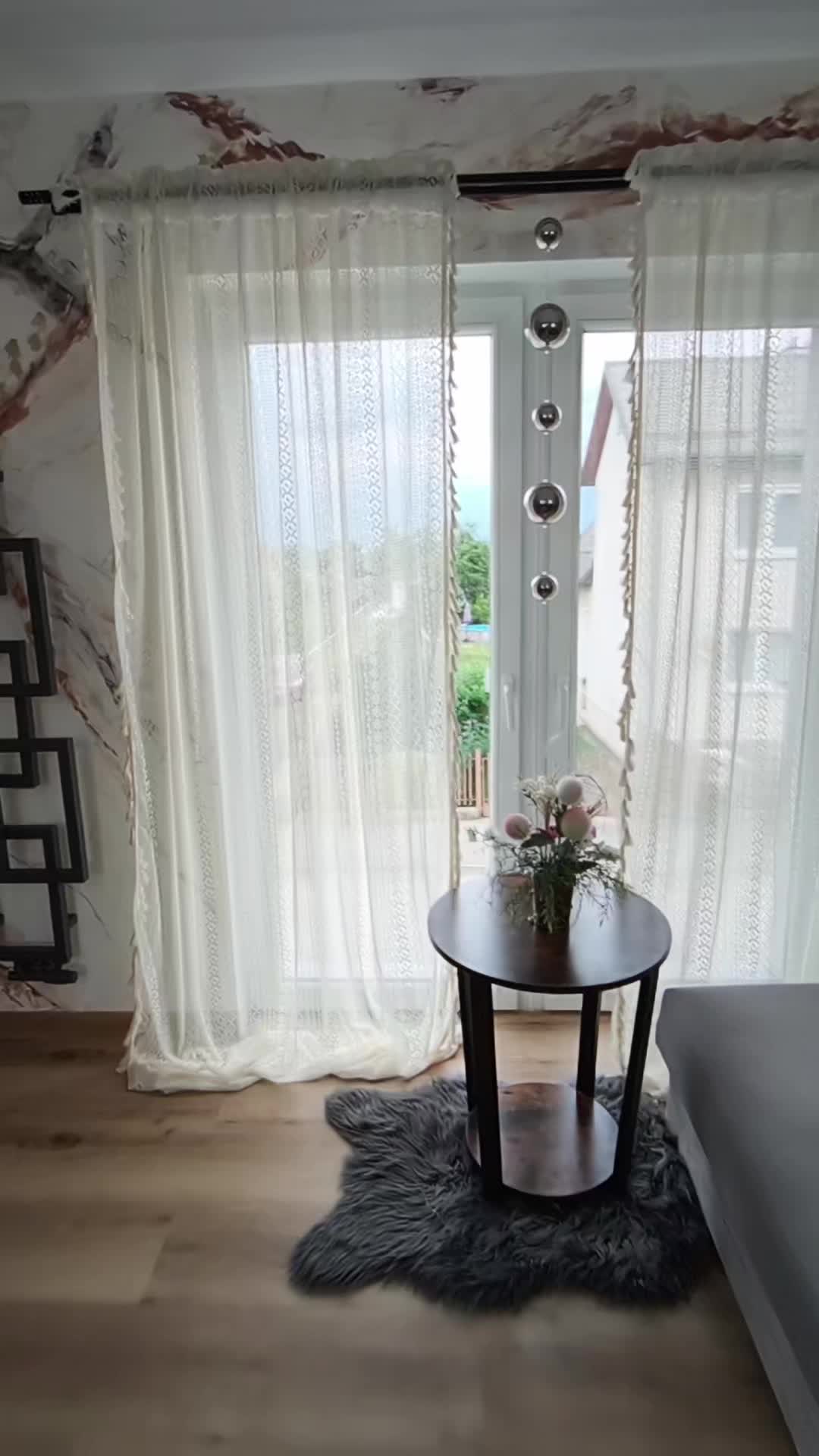 @Ezaclony.sk