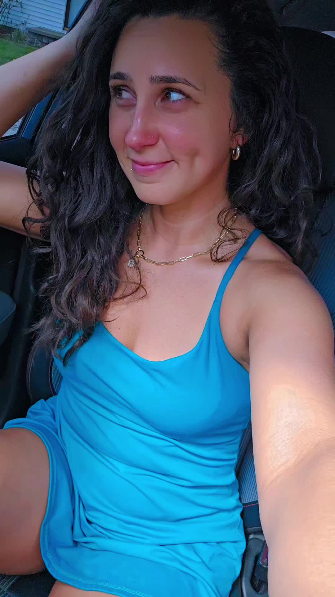 @Quirkyrn85.9®