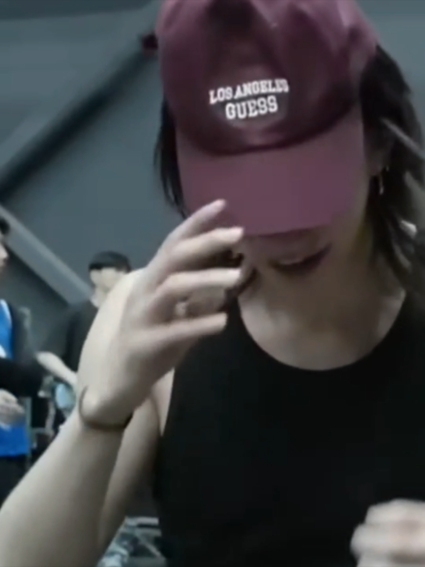 @๐๐ผ๐ซถ๐ผ