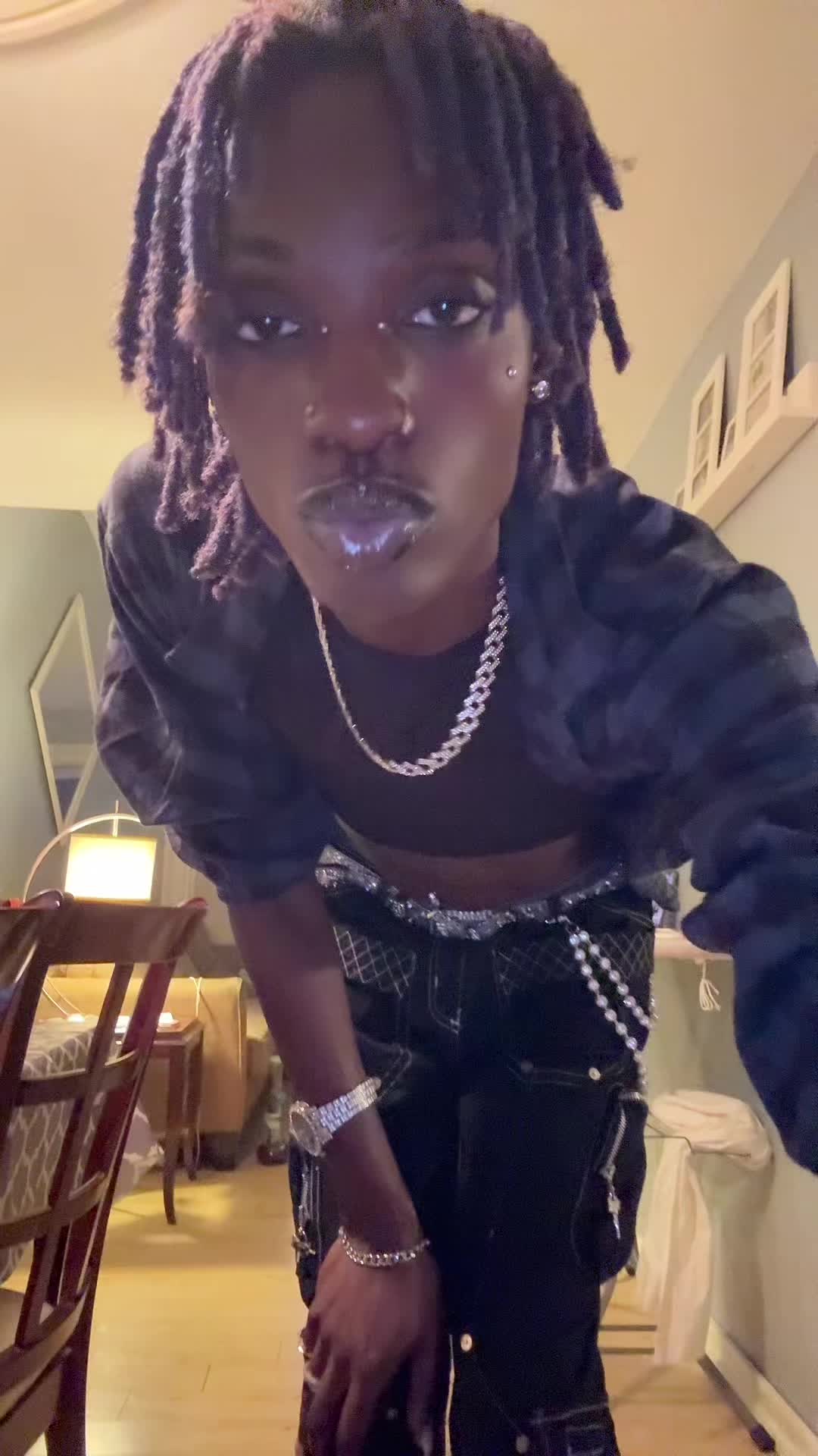 @prettyxhandsome25