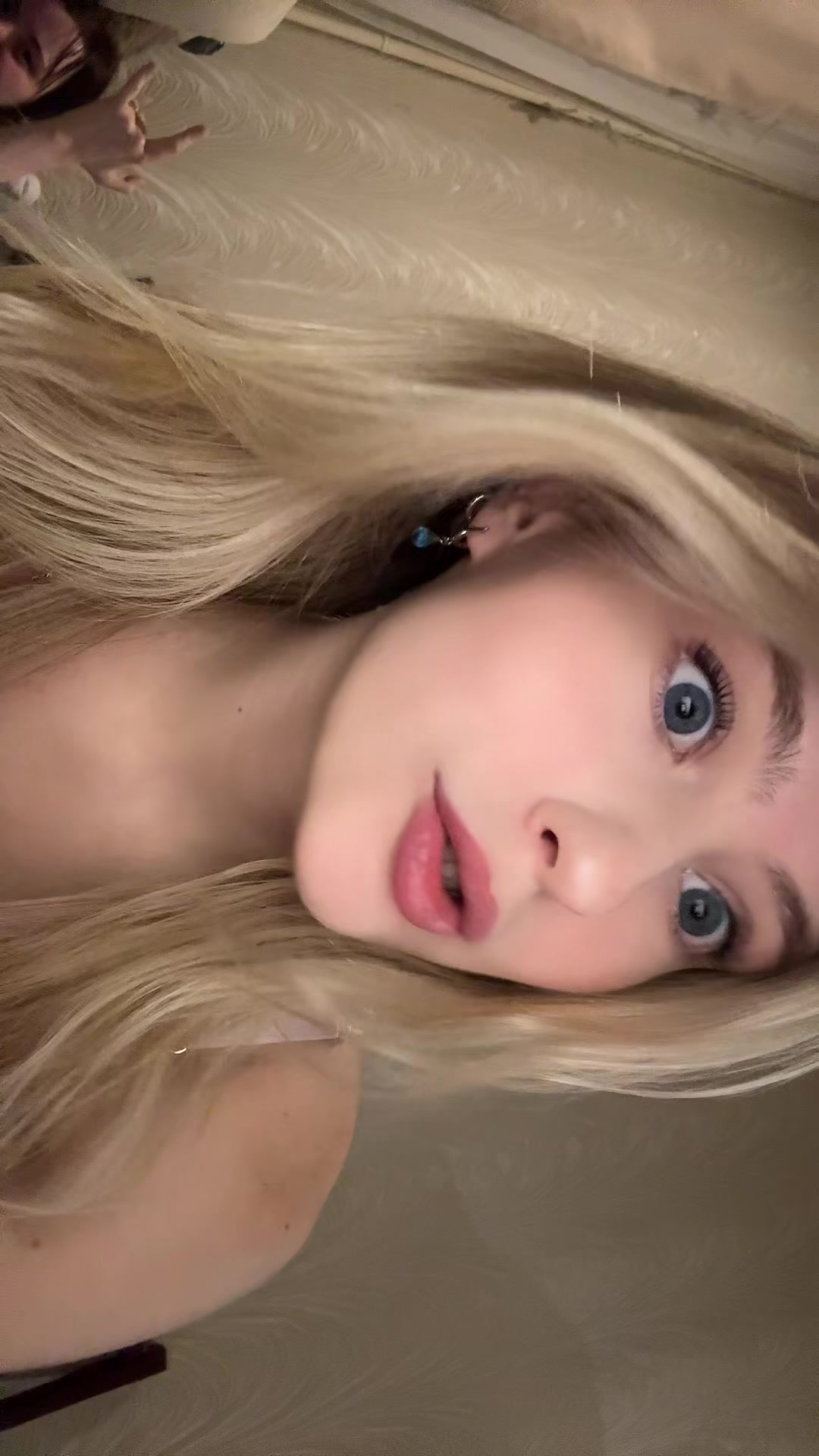 @Виктория