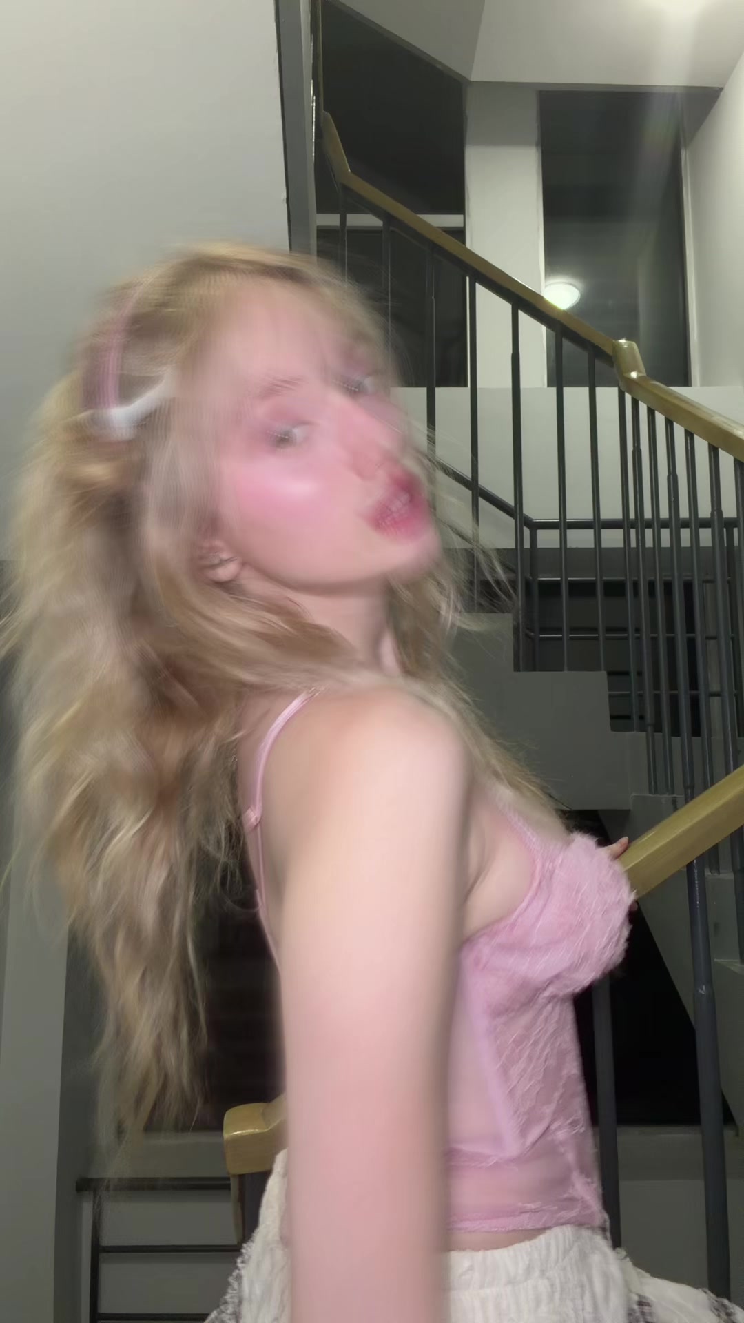 @MarisaLeona_