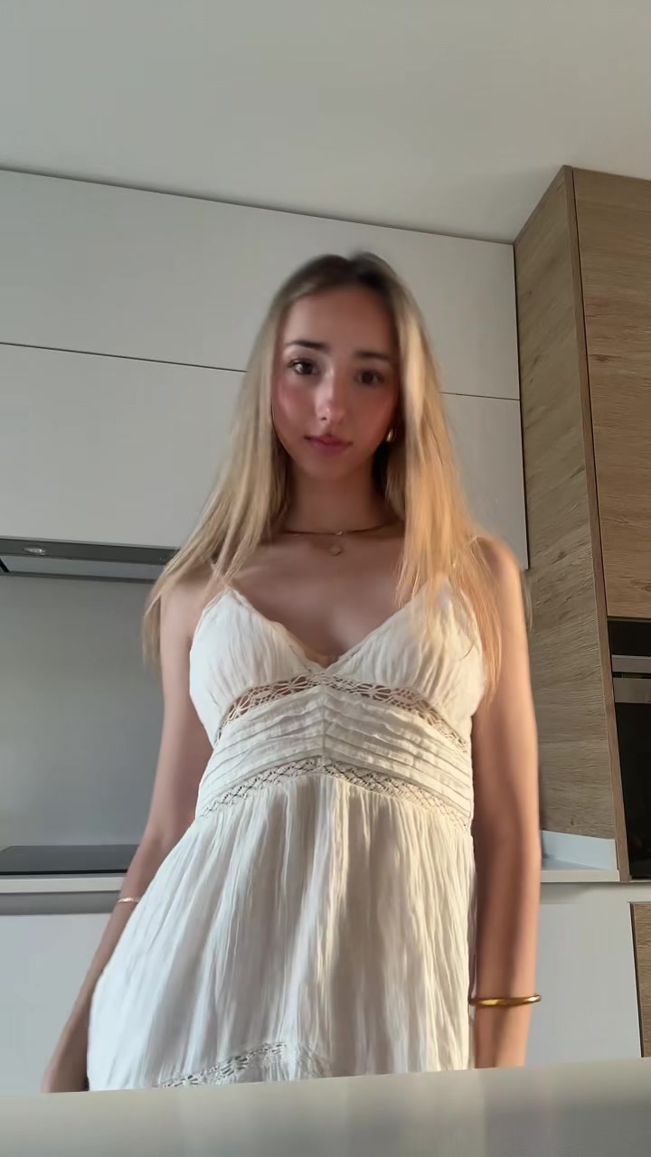 @𝐀𝐈𝐍𝐀𝐑𝐀 𝐀𝐘𝐎𝐑𝐀