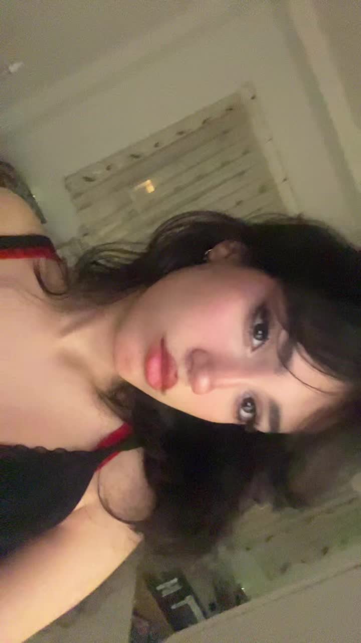 @B👩🏻🦱