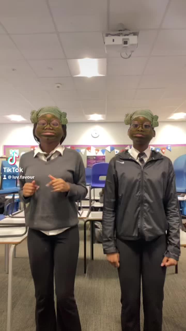 @sophski💙