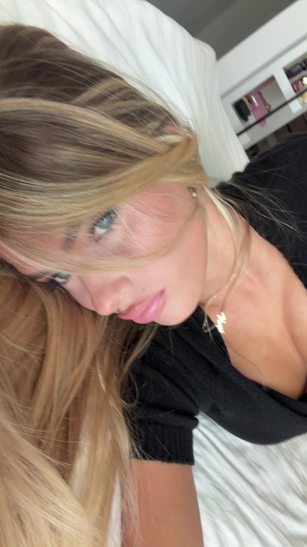 @MAYAALESSIA