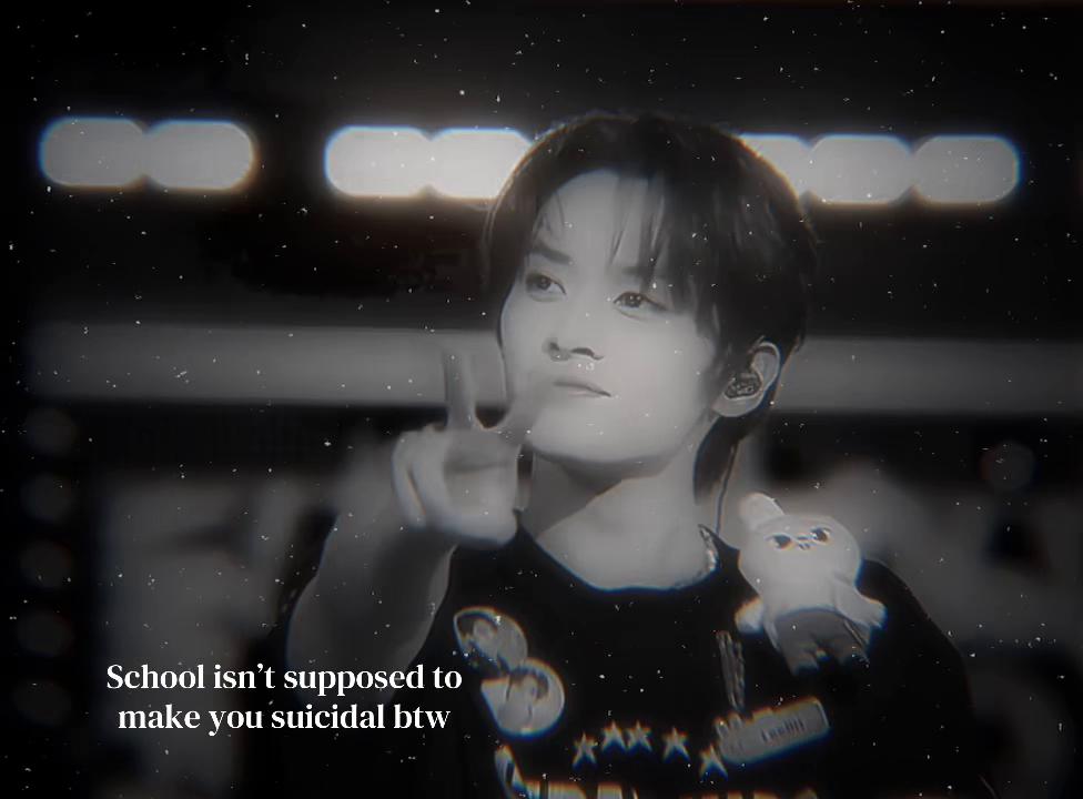 @ꨄ
