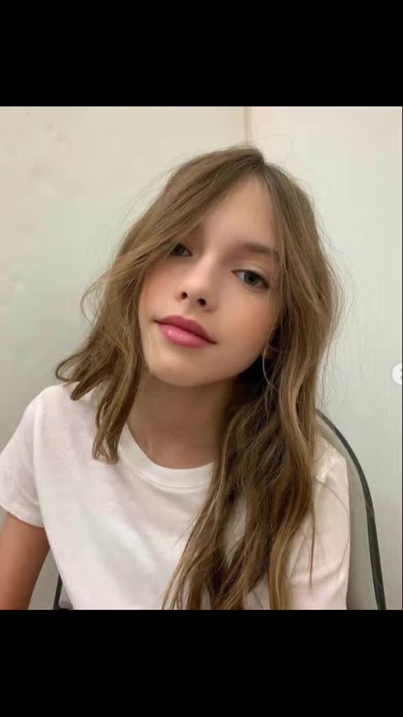 @maisie de krassel