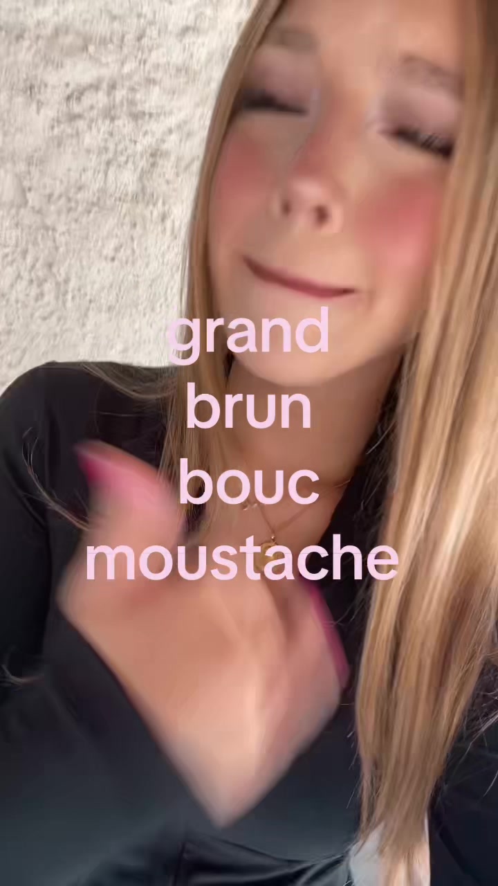 @aya montana 👩❤️💋👩💋