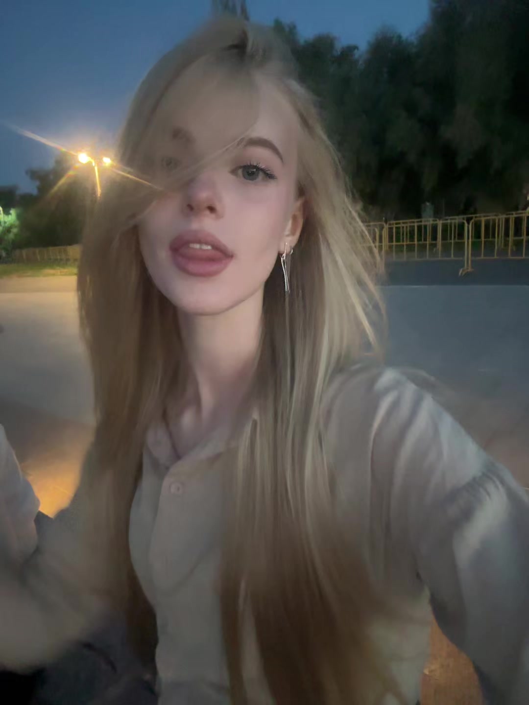 @анюта