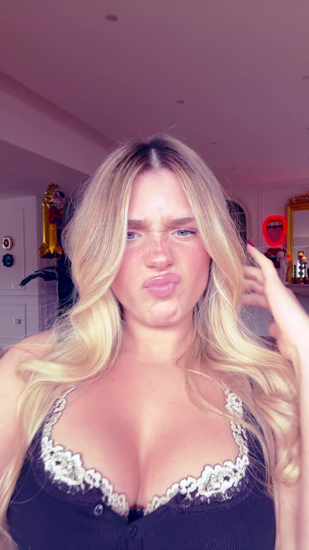 @tabathaerrico