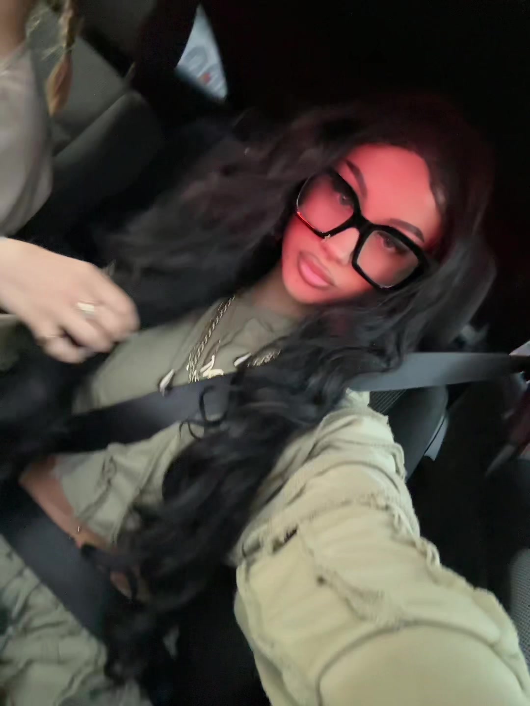 @loryyy