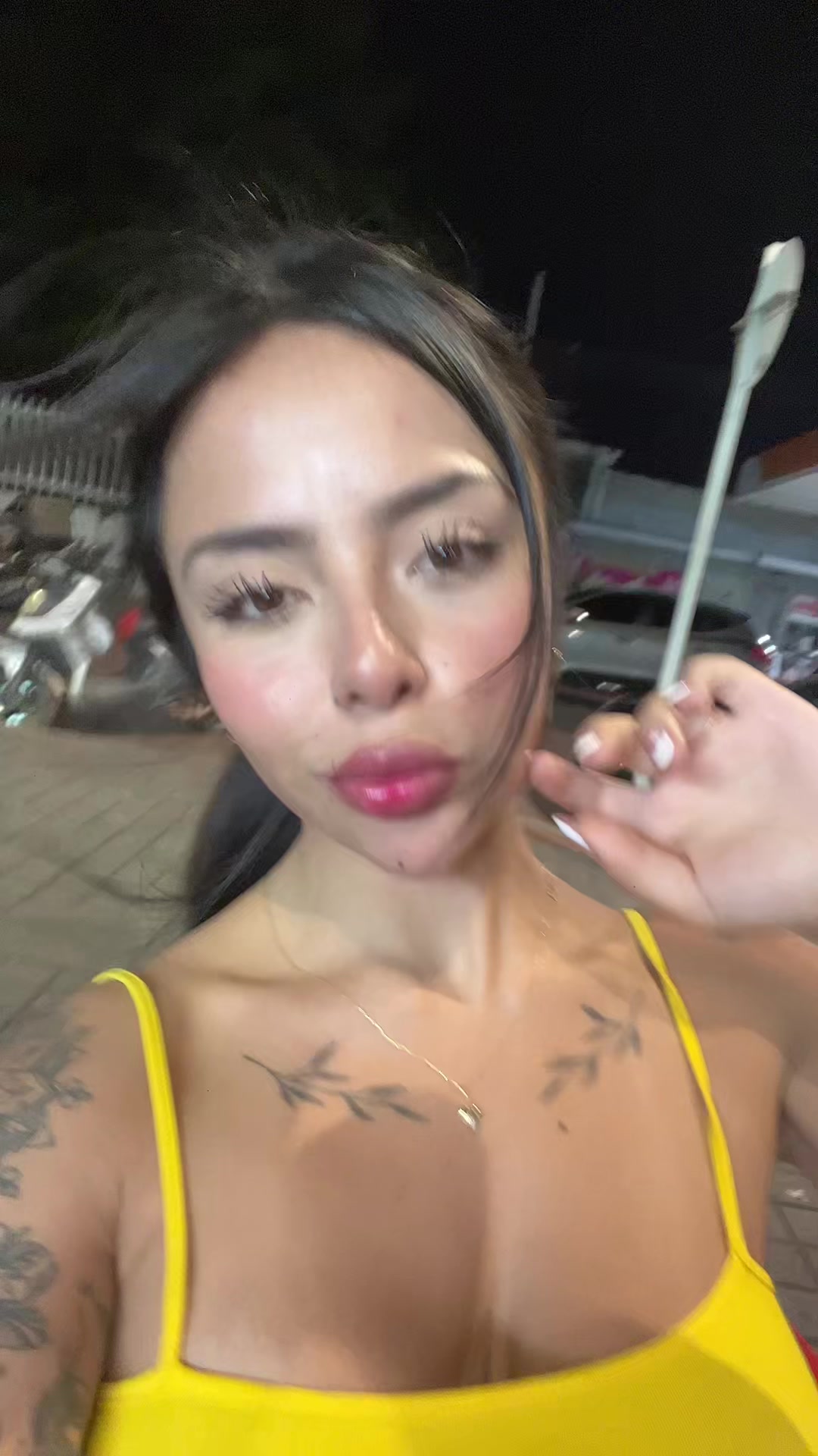 @Ela_jamaica20