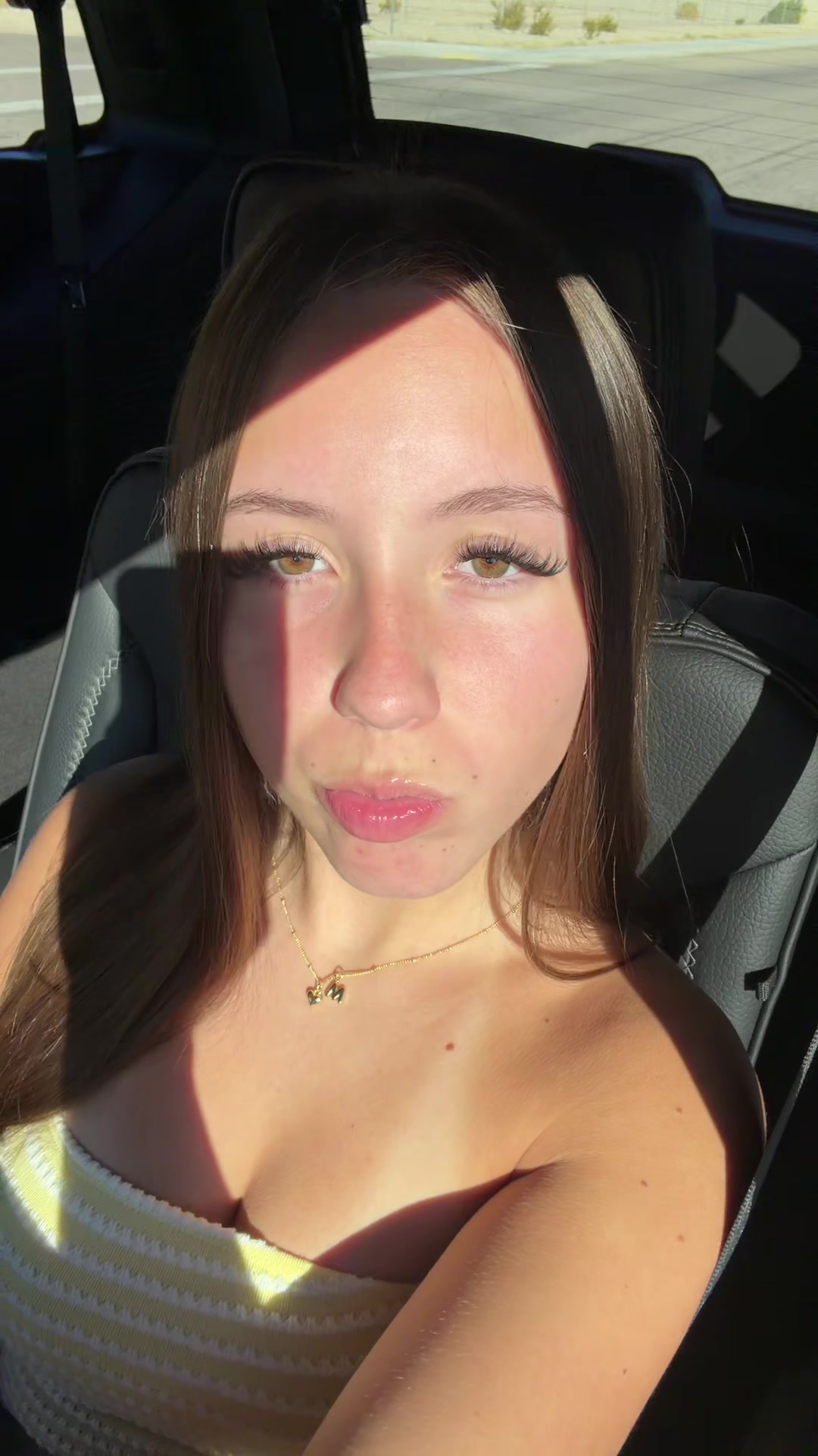 @…