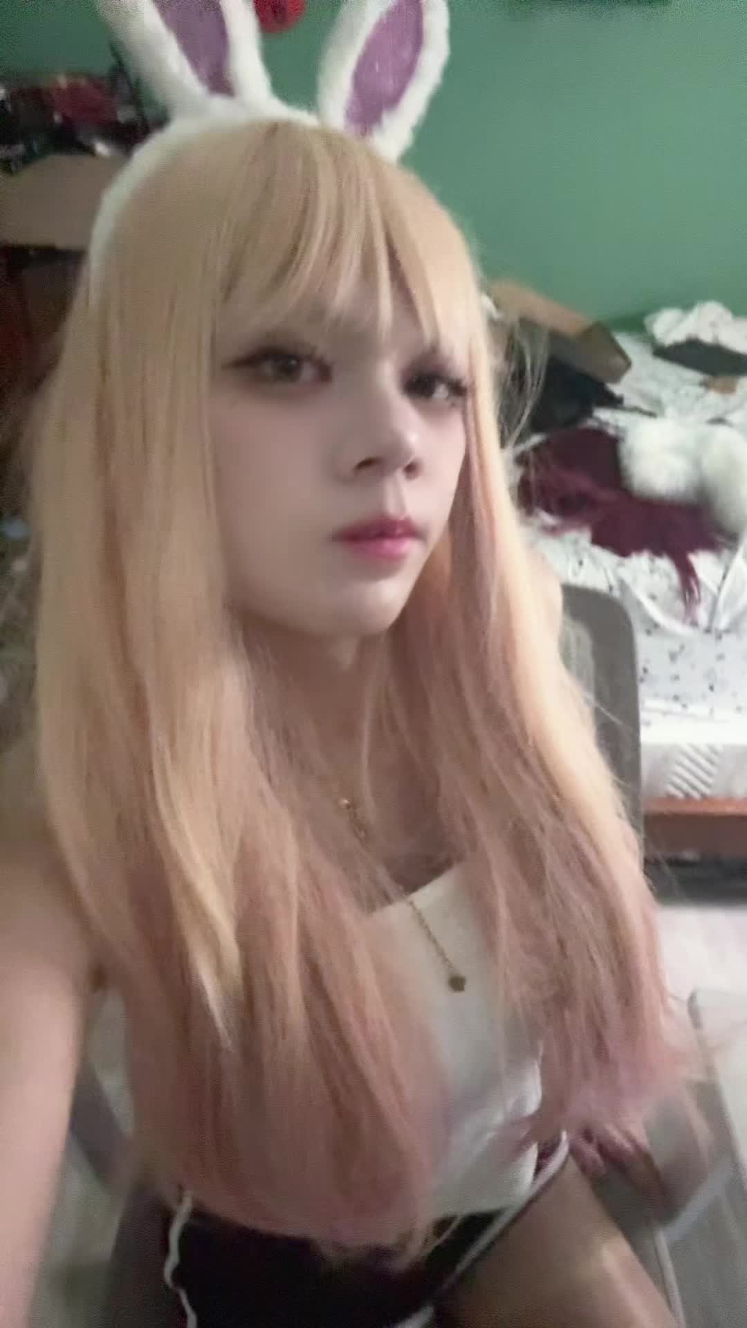 @1onely4eva