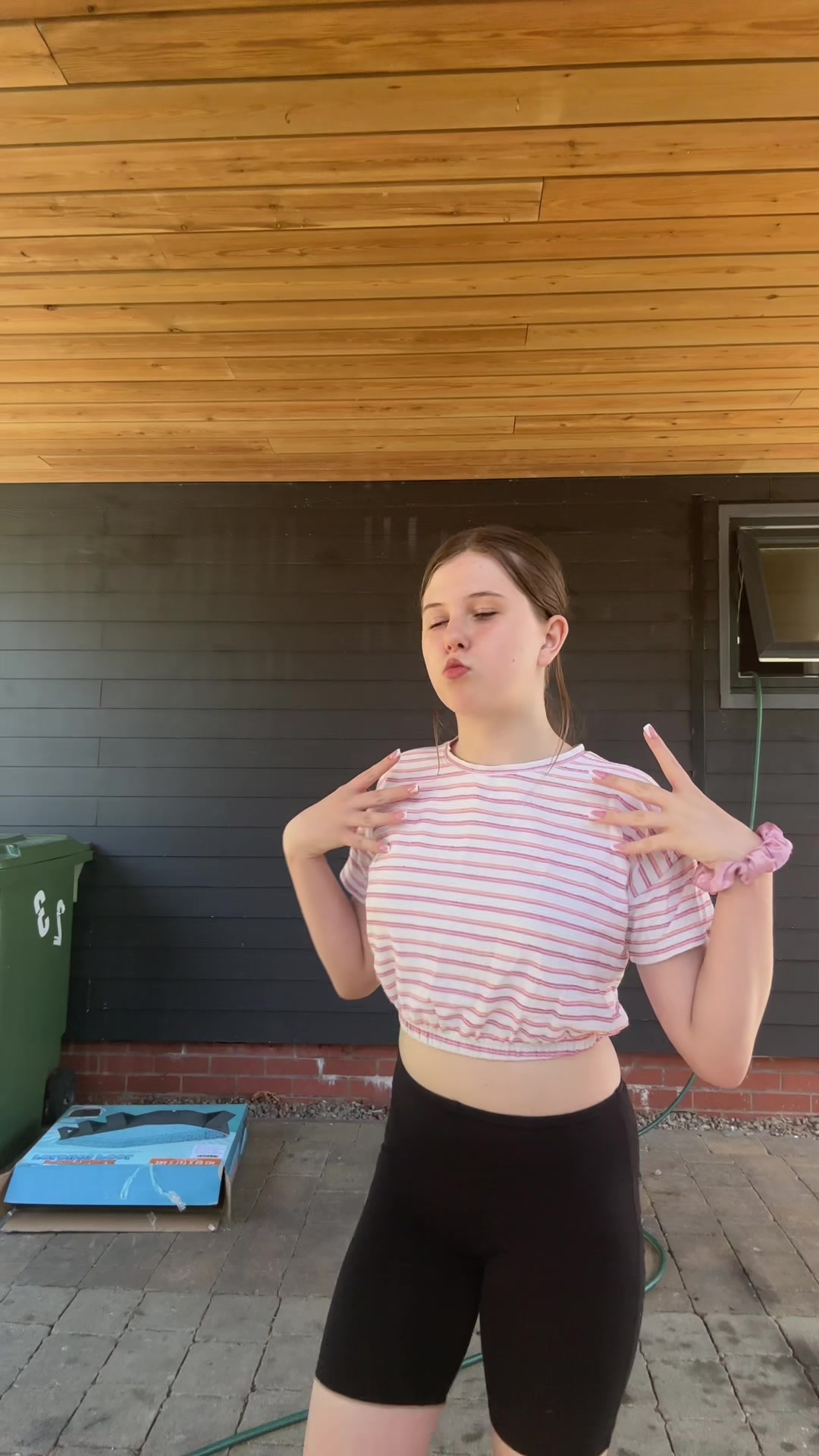 @raerae