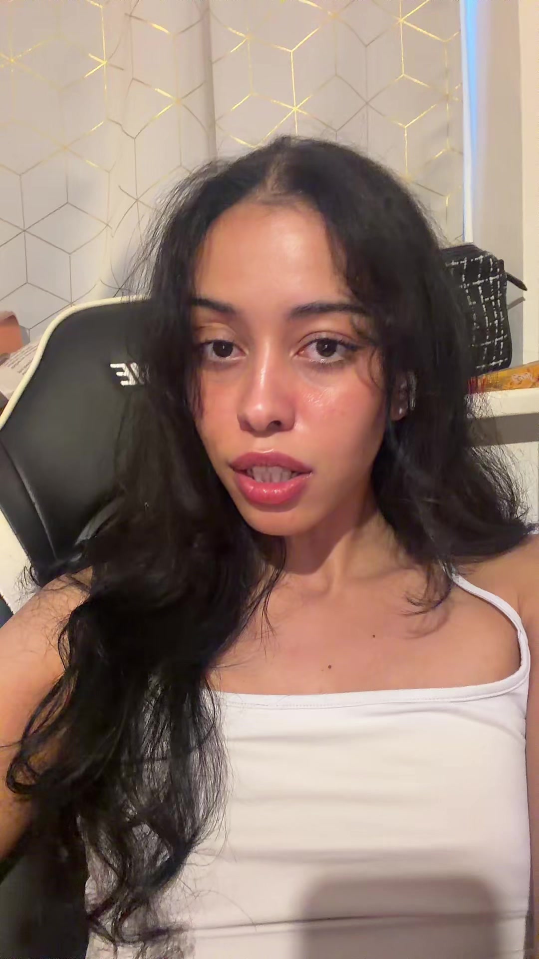 @Felisia
