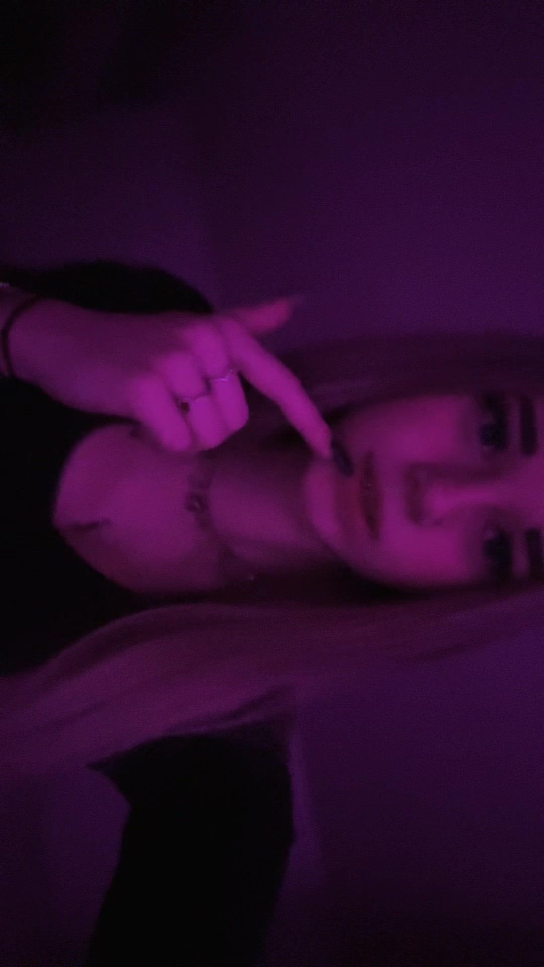 @👸🏼