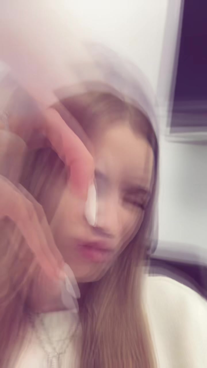 @Alice M. Ștefania