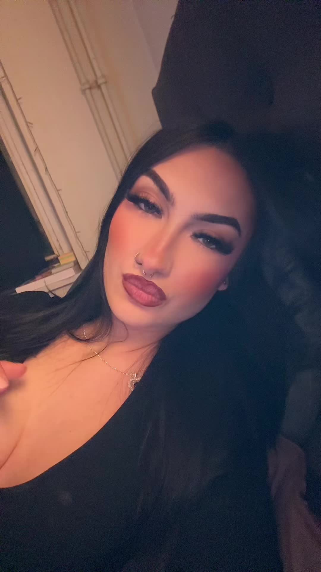 @ᗩᑌᖇOᖇᗩ🖤👸🏻🐈