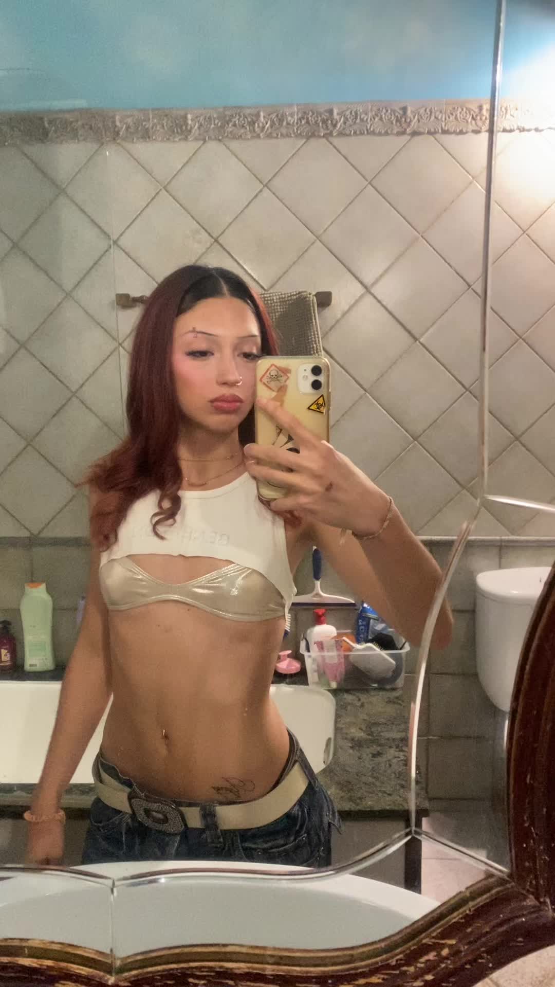 @ariii