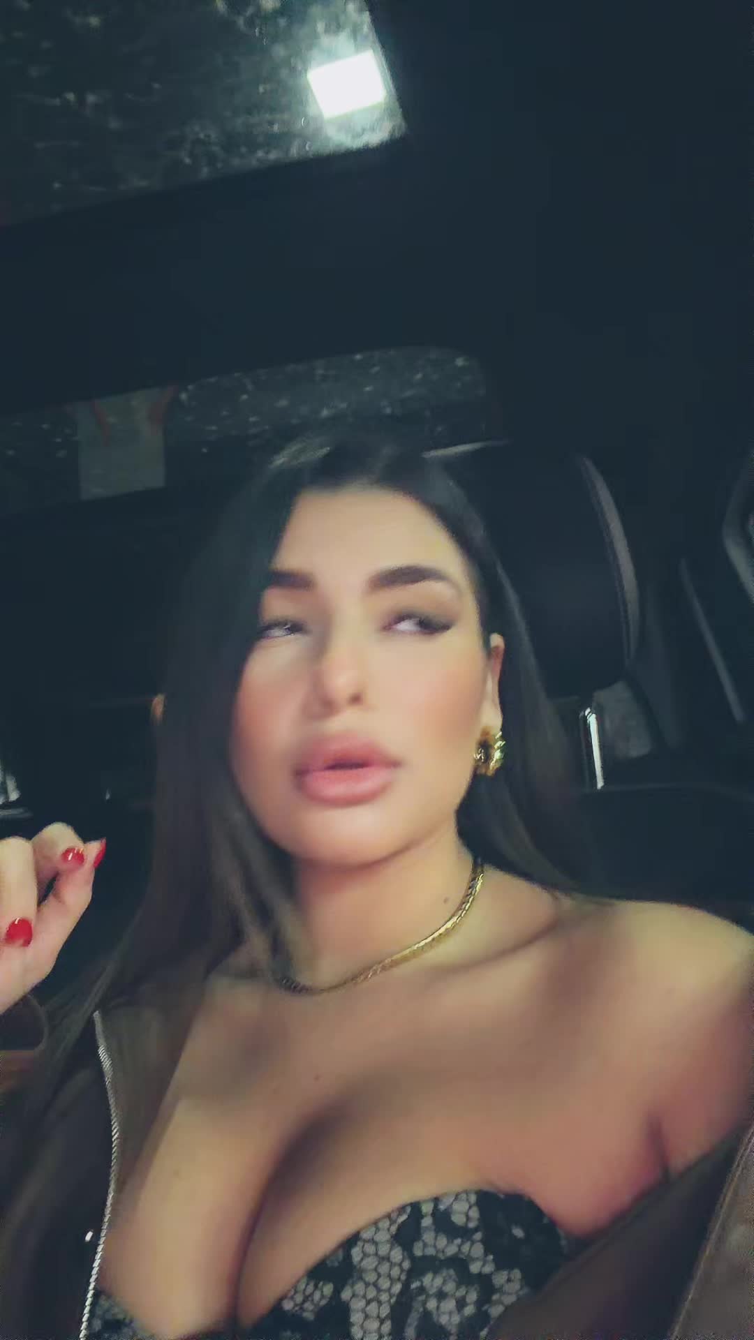 @Carmendecrescenzo