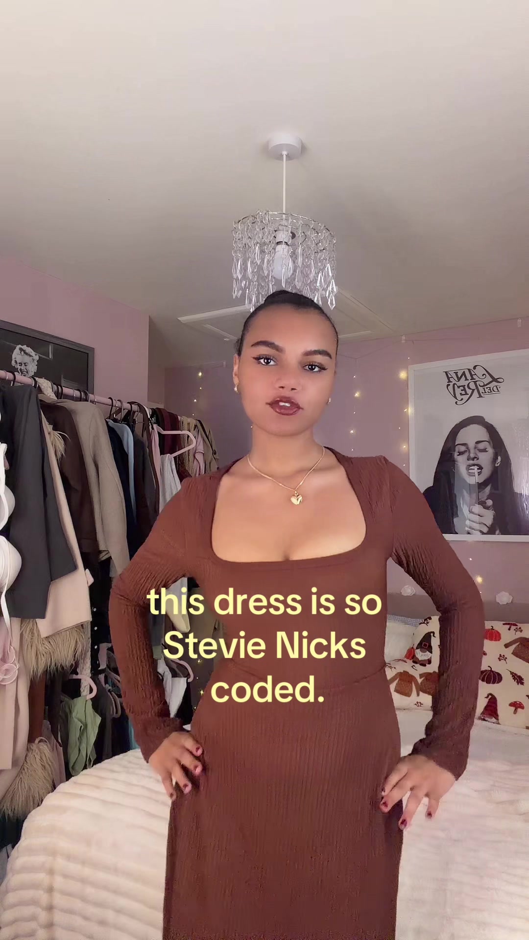 @𝐂𝐡𝐥𝐨🤍🎀