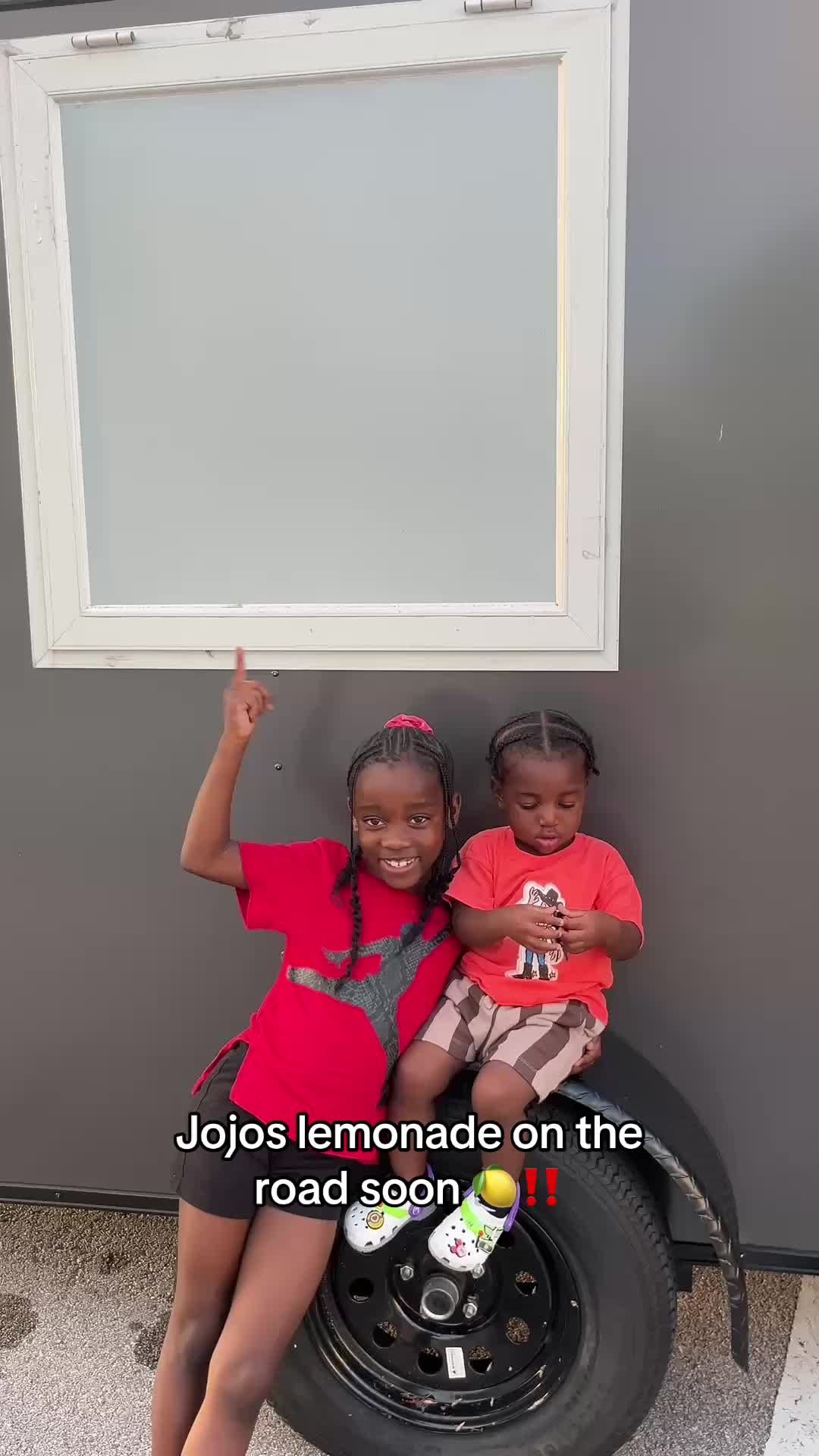 @jojoslemonade&mo