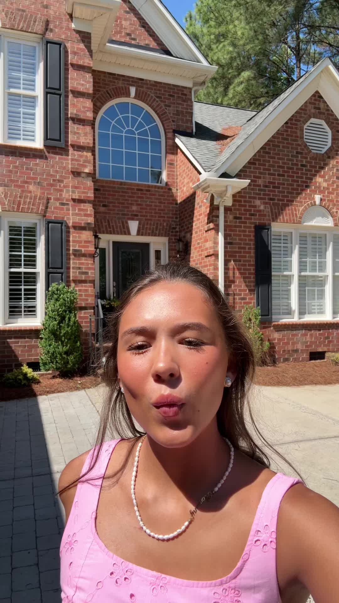 @_romanyalexander