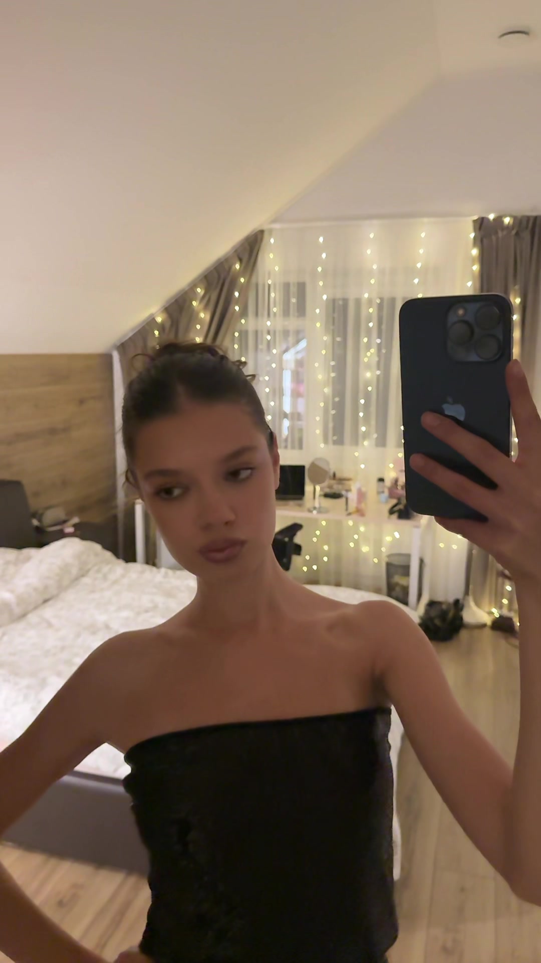 @emozx