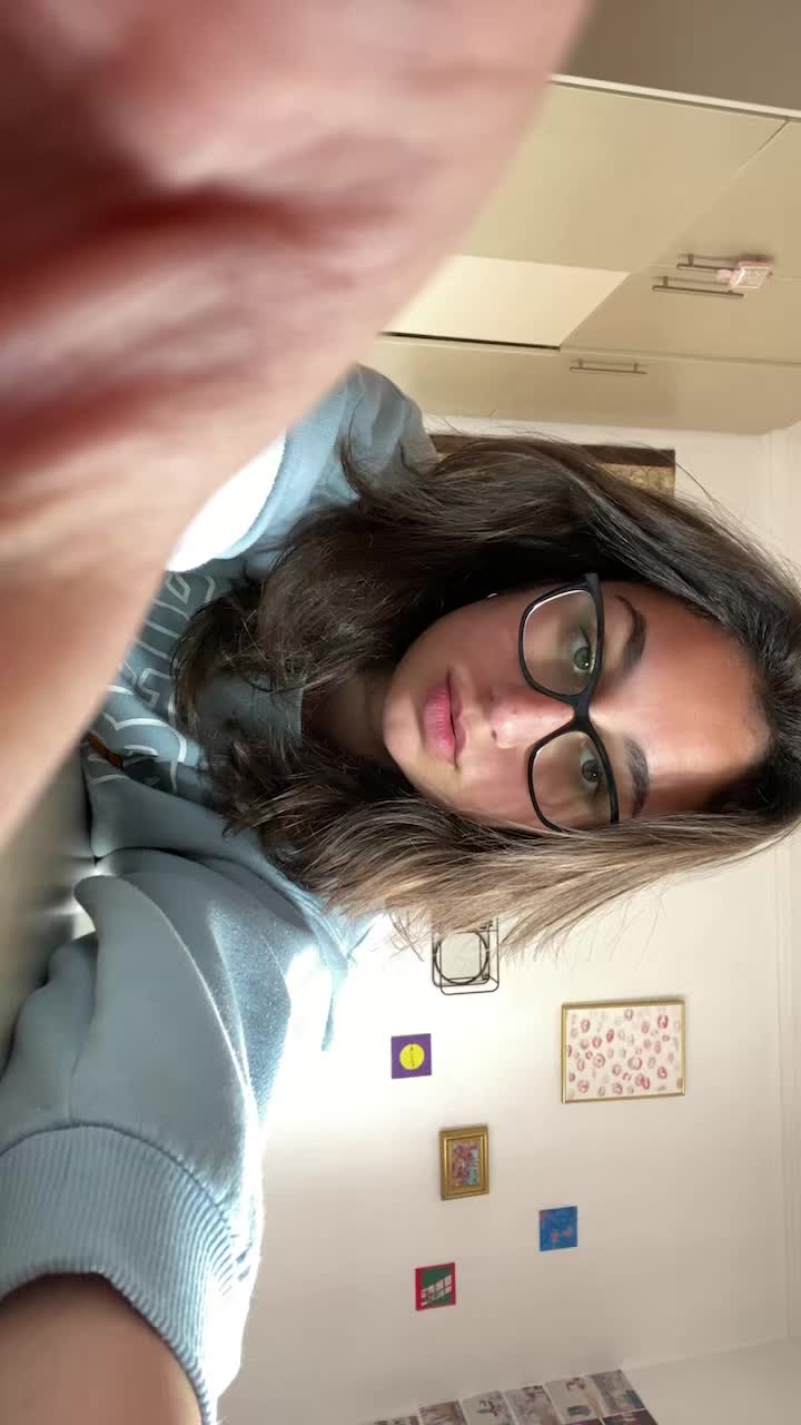 @e&upsilon;a
