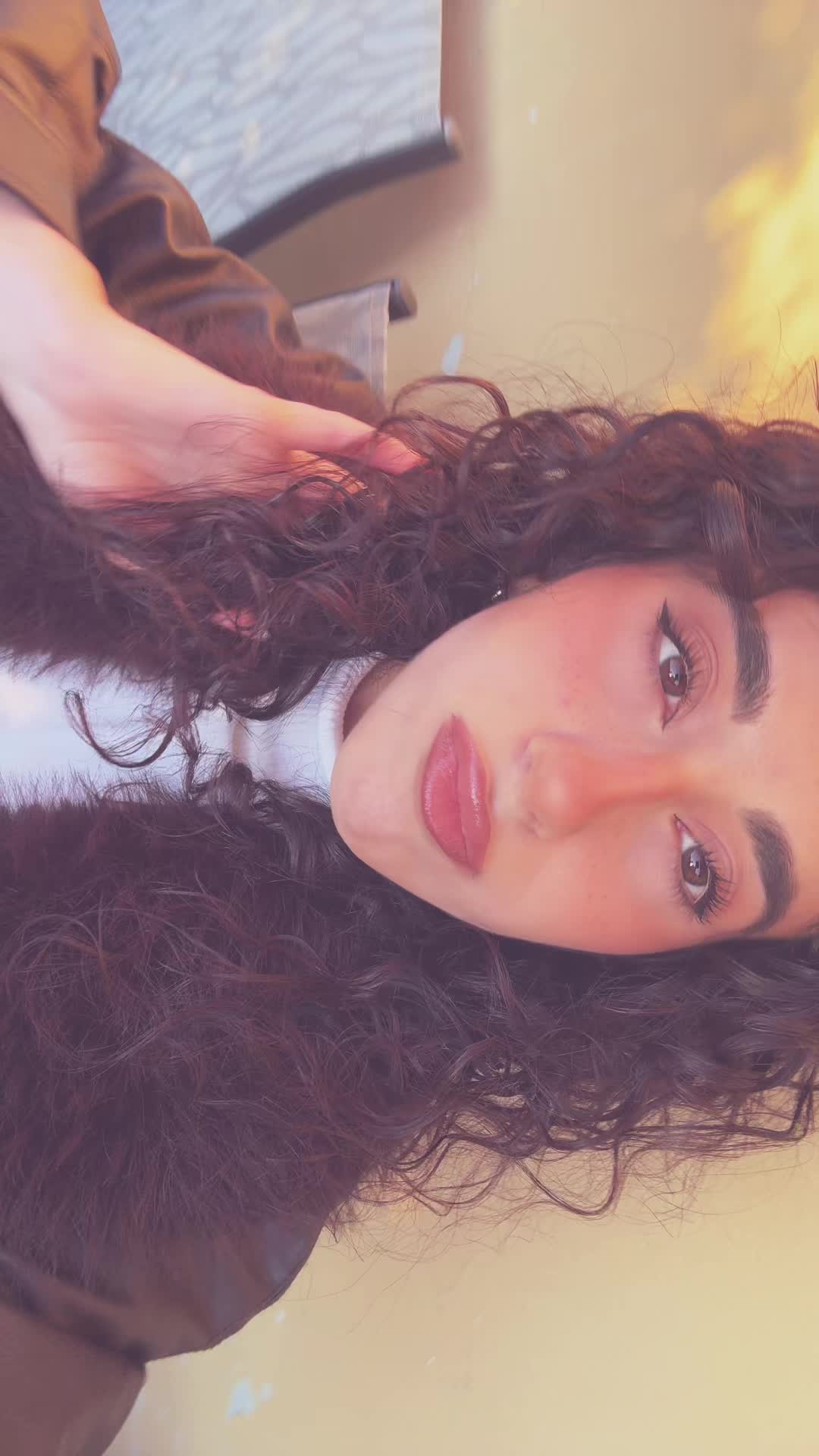 @🖤