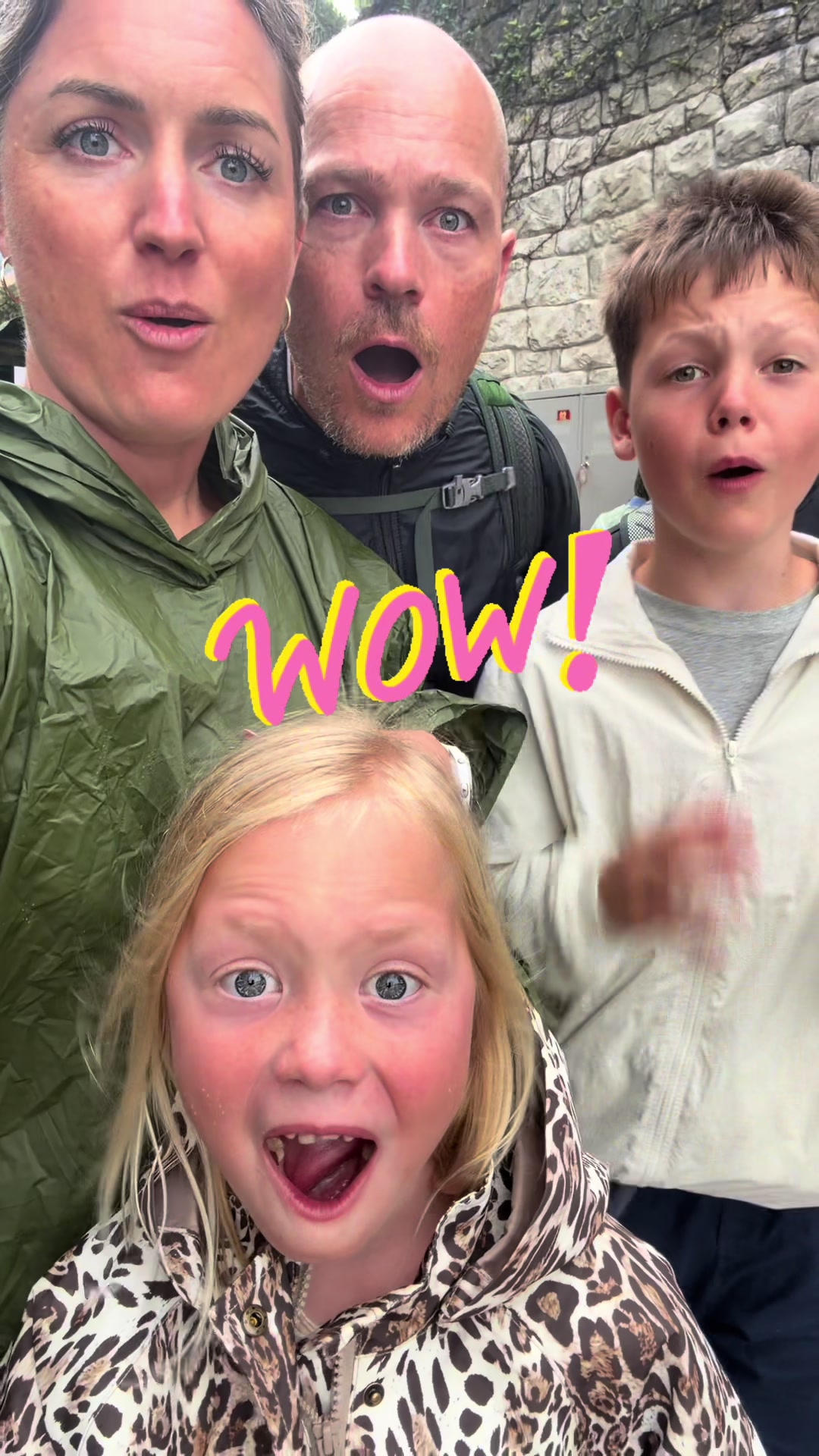 @Family Traveling the World