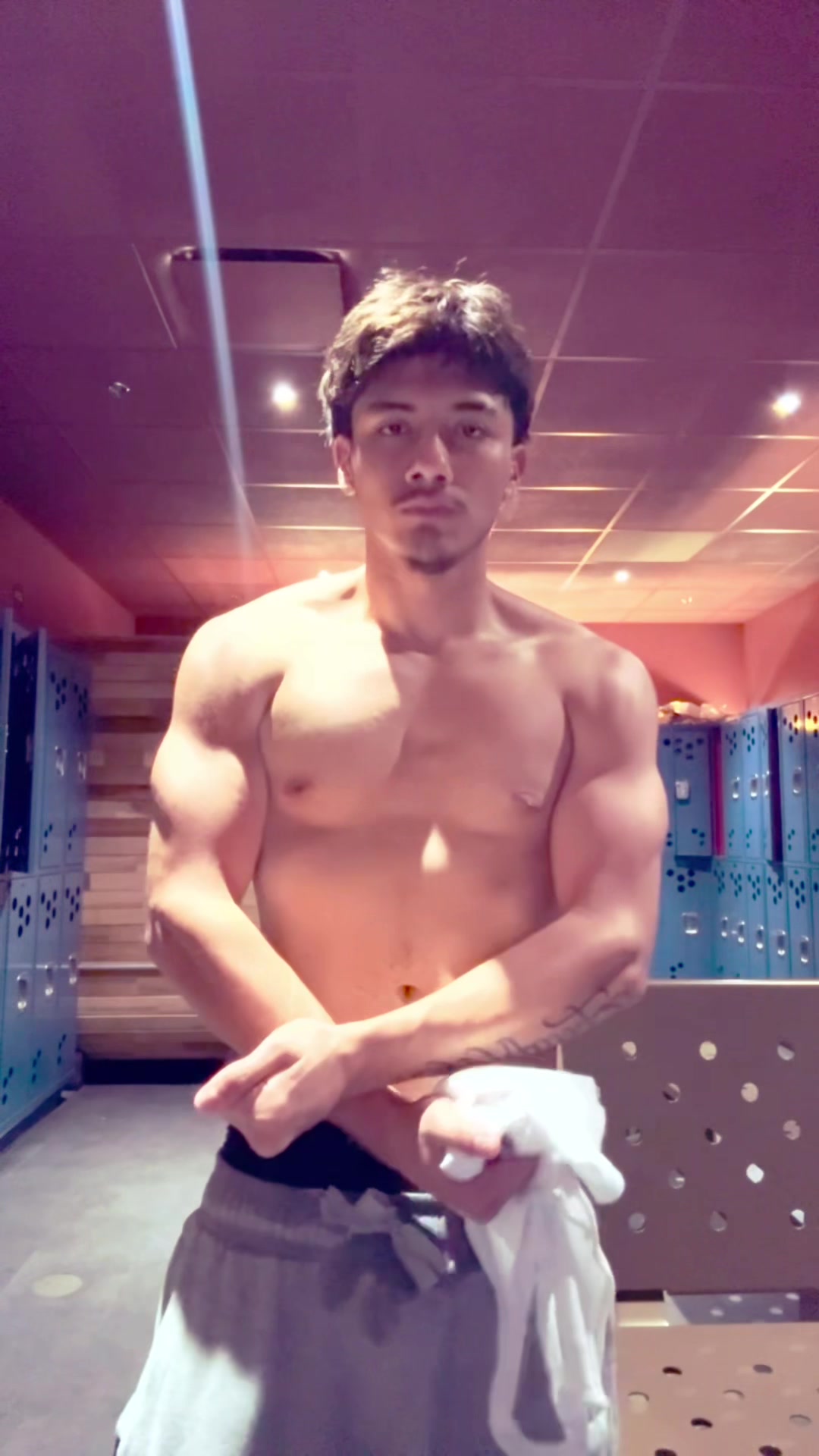 @eddiyourfavorite